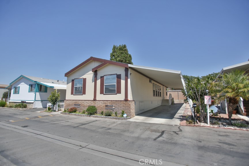 14300 Clinton Street 105