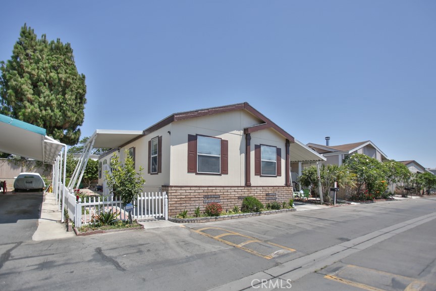 14300 Clinton Street 105