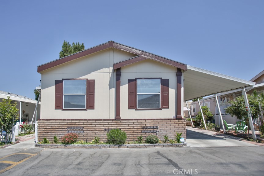 14300 Clinton Street 105