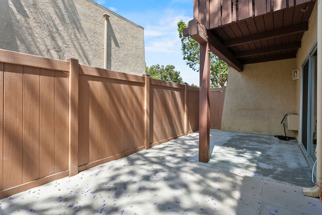 1010 W Macarthur Boulevard 49