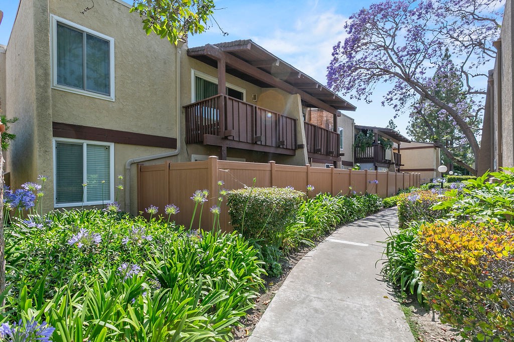 1010 W Macarthur Boulevard 49