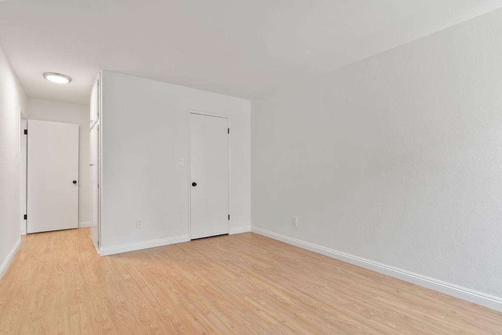 1010 W Macarthur Boulevard 49