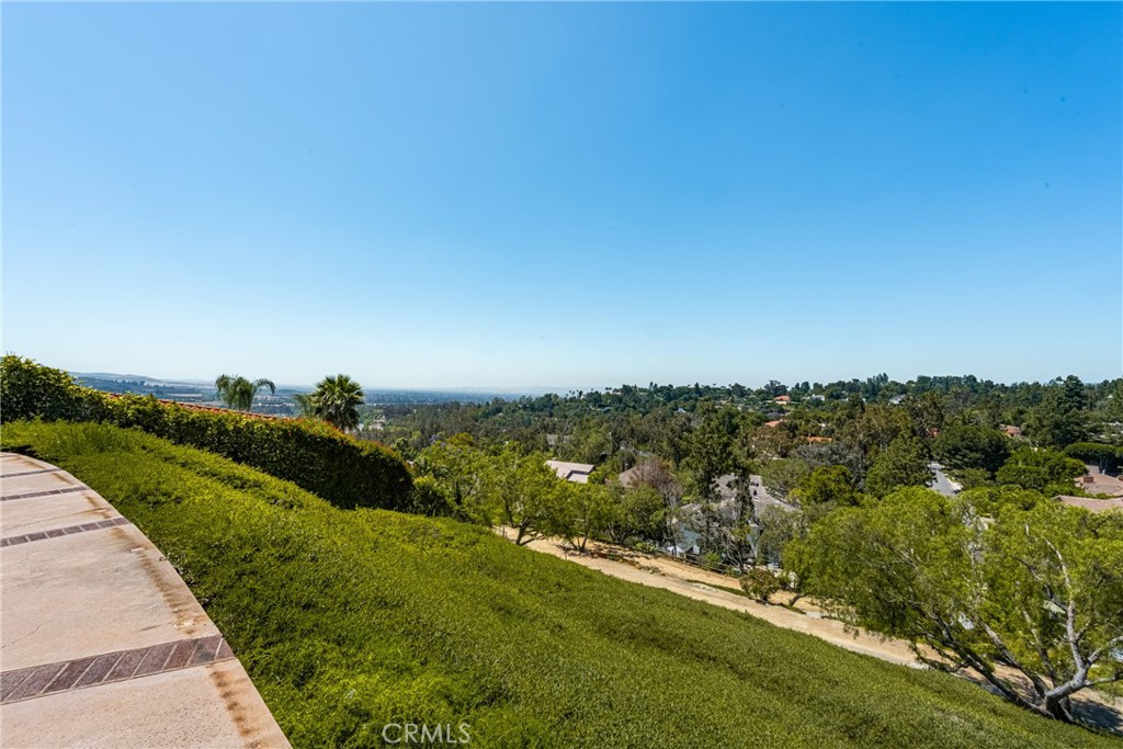 1802 Bridle Path Way