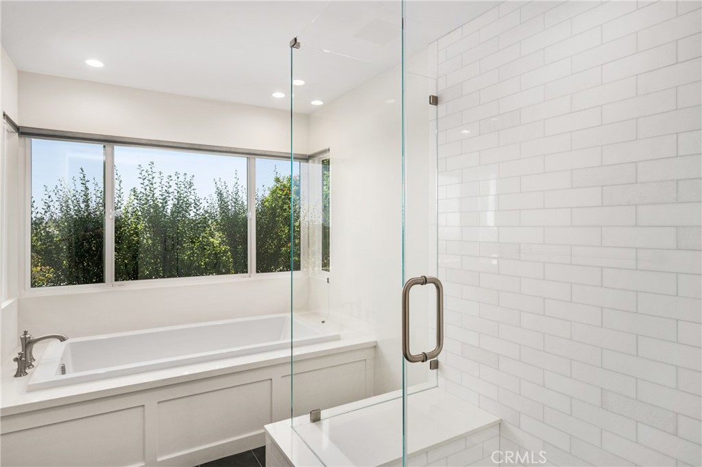 1802 Bridle Path Way