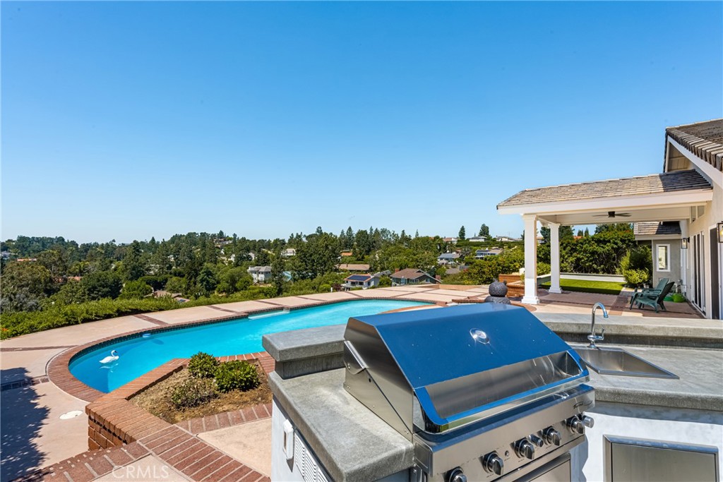 1802 Bridle Path Way