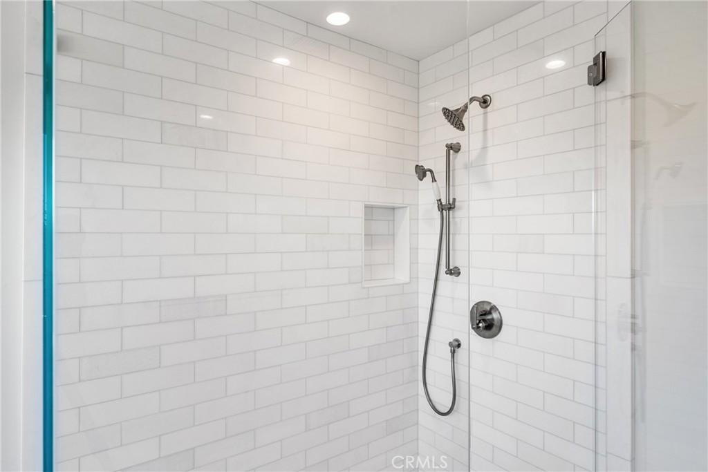 1802 Bridle Path Way