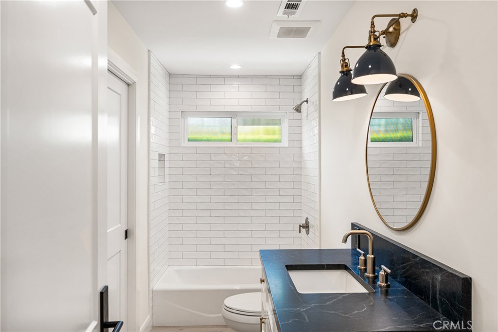 1802 Bridle Path Way