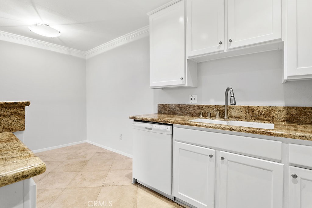 1101 W Macarthur Boulevard 181