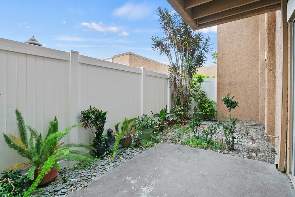 1101 W Macarthur Boulevard 181