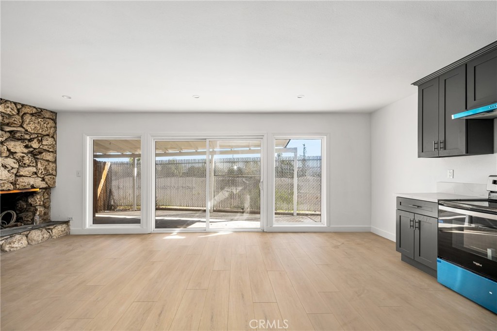 335 S Wayfield Street