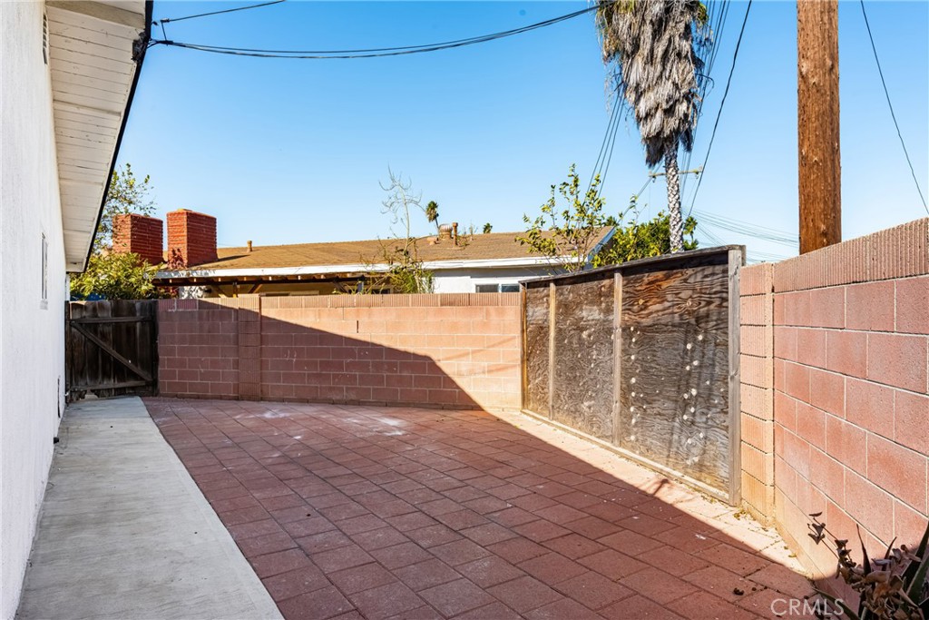 335 S Wayfield Street