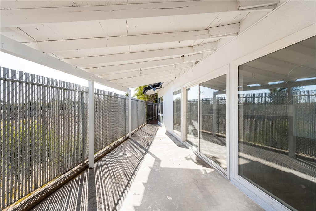 335 S Wayfield Street