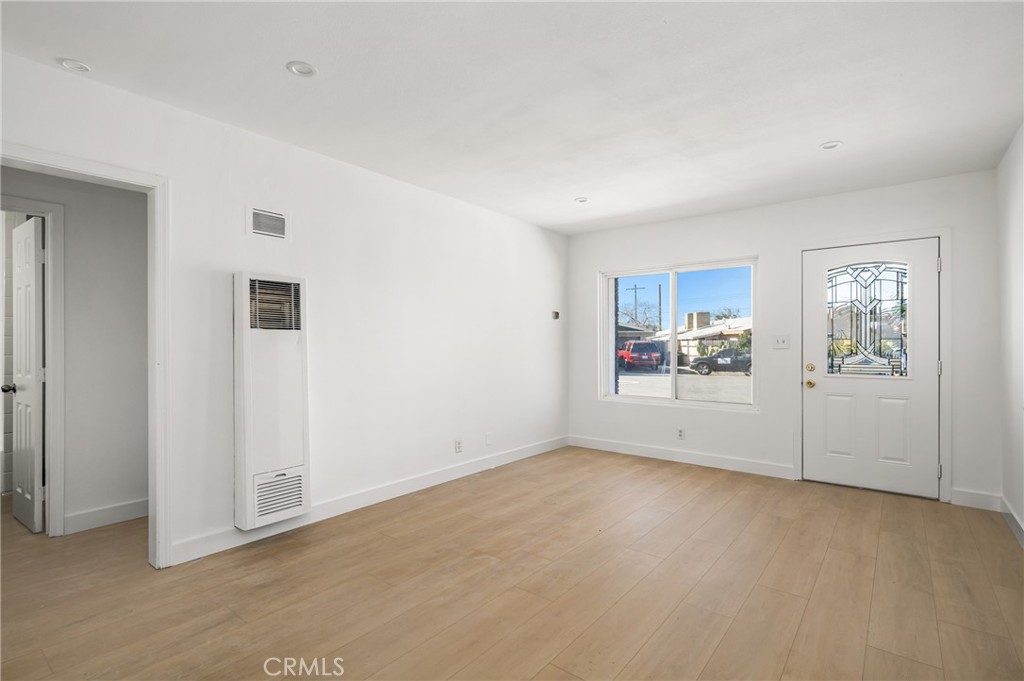 335 S Wayfield Street