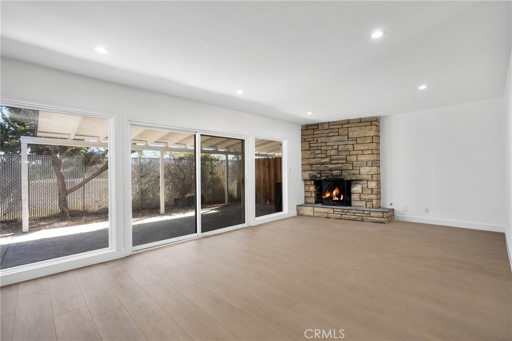 335 S Wayfield Street