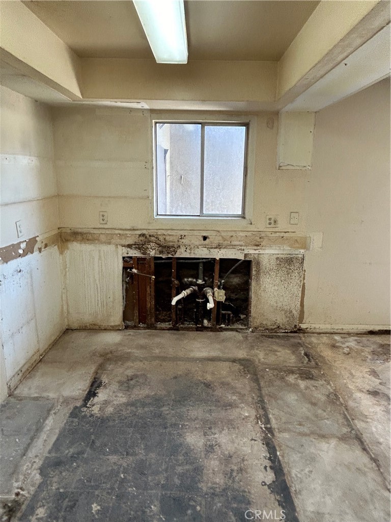 13666 Red Hill Avenue 66