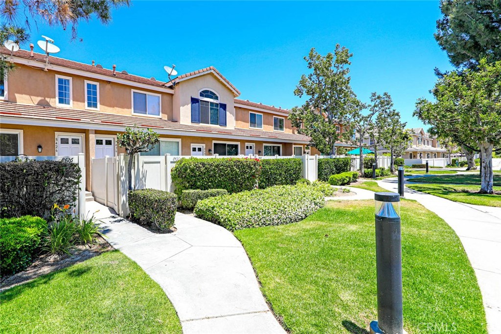 8436 E Durango Way