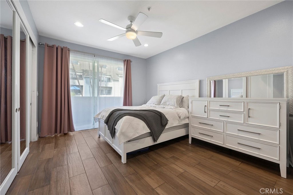 640 W 4th Street 310