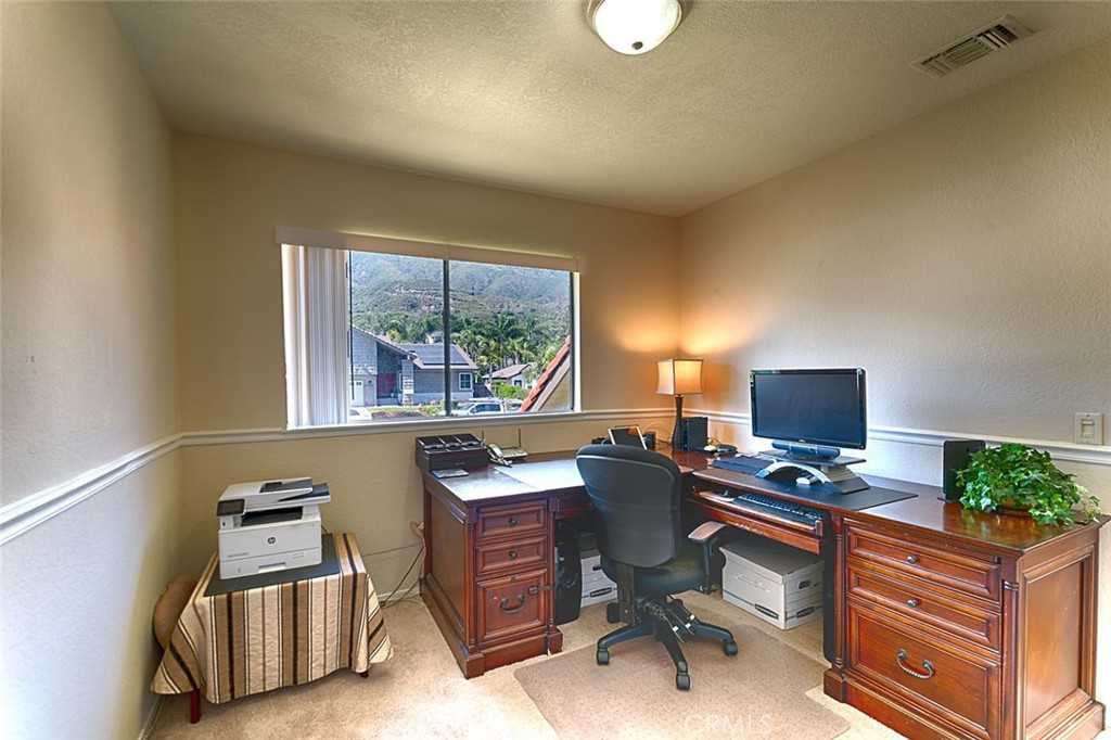 9195 Hidden Farm Road