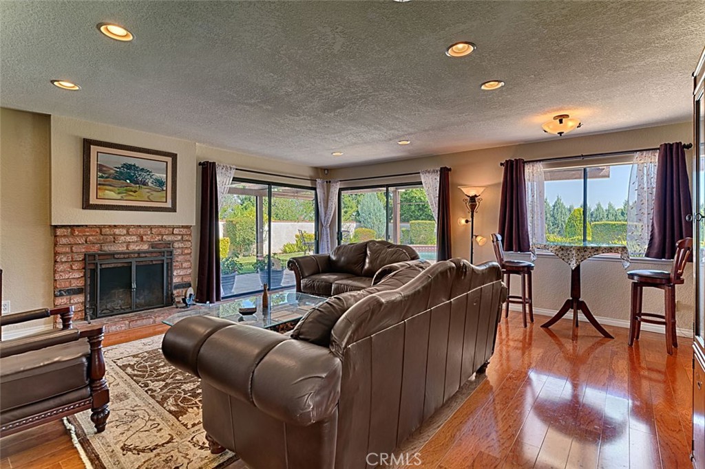 9195 Hidden Farm Road