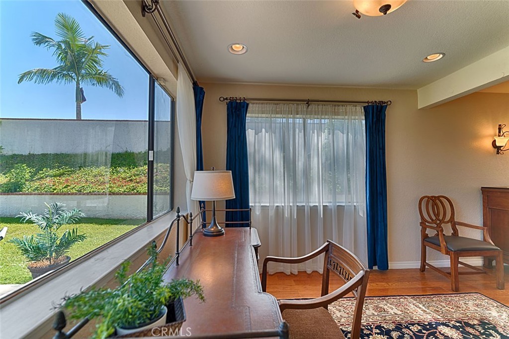 9195 Hidden Farm Road