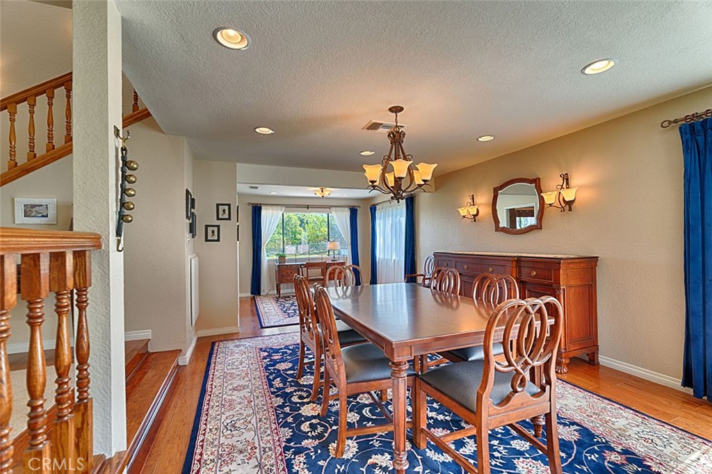 9195 Hidden Farm Road