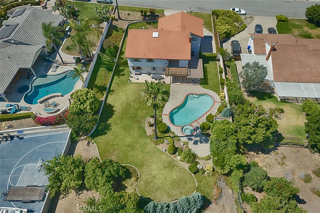 9195 Hidden Farm Road