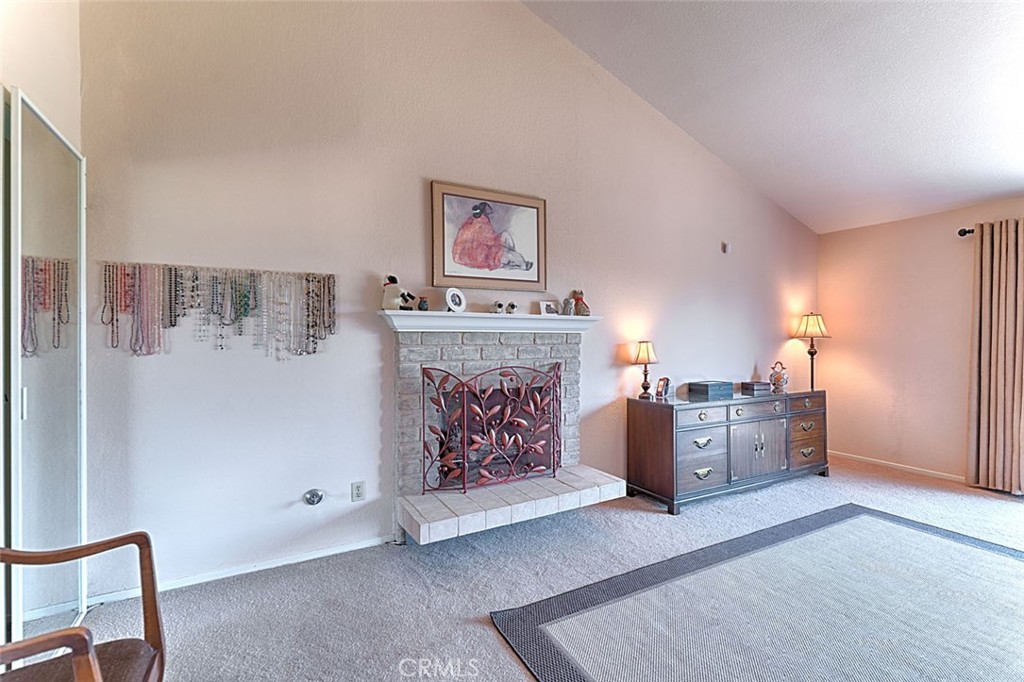 9195 Hidden Farm Road