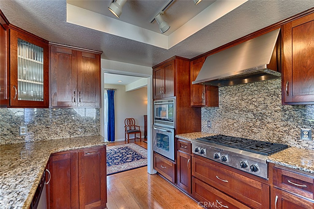 9195 Hidden Farm Road