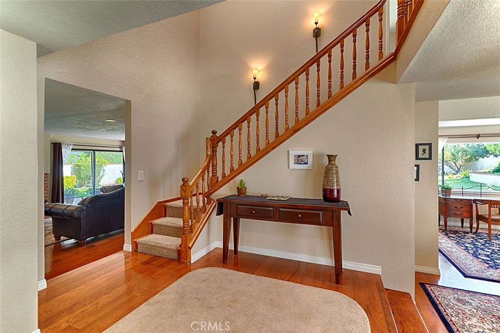 9195 Hidden Farm Road