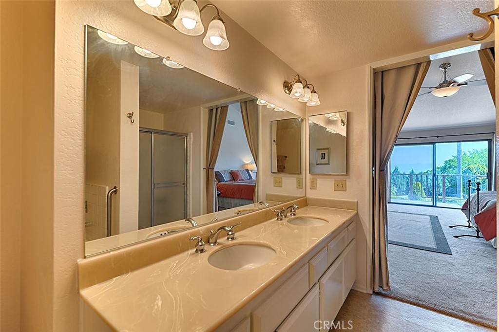 9195 Hidden Farm Road