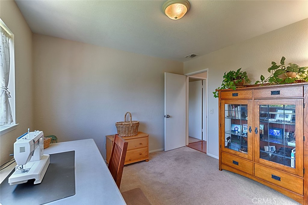 9195 Hidden Farm Road