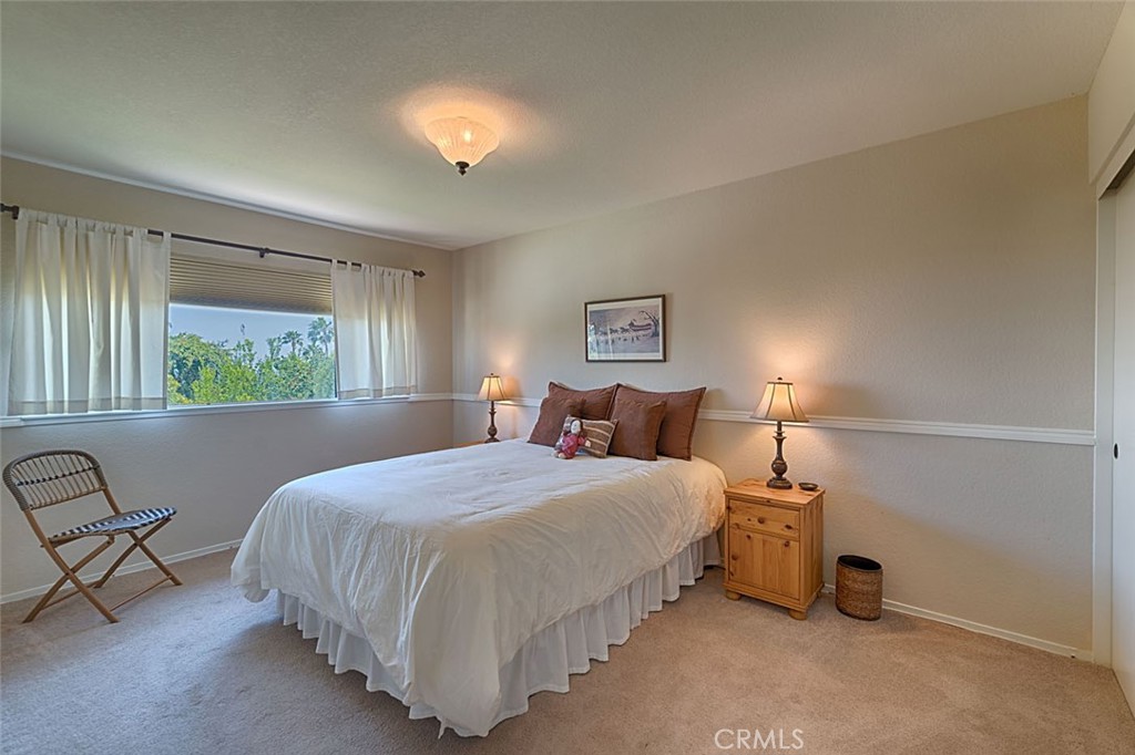 9195 Hidden Farm Road