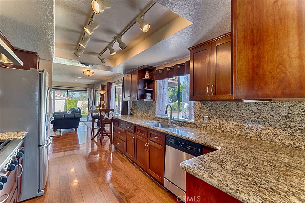 9195 Hidden Farm Road