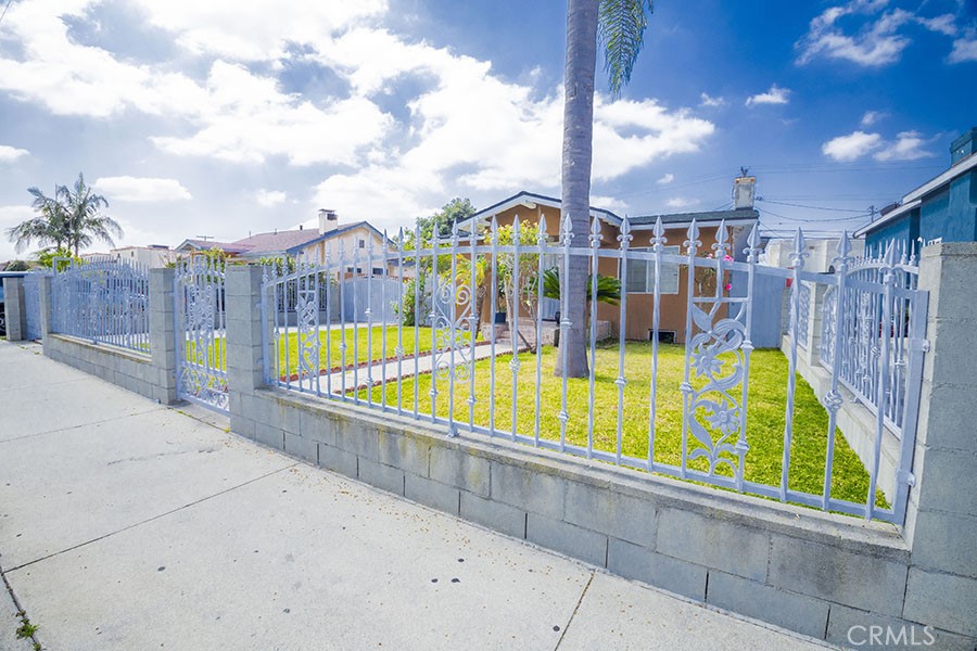 2742 Olive Street
