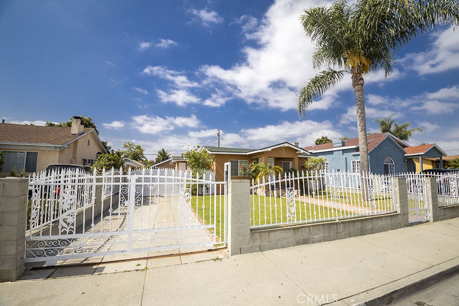 2742 Olive Street