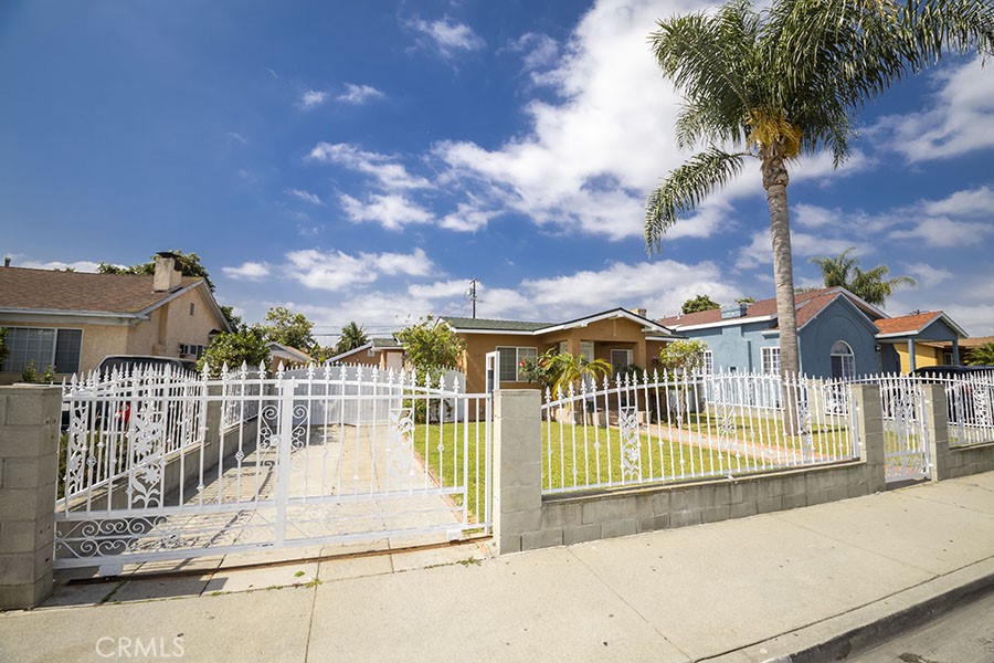 2742 Olive Street