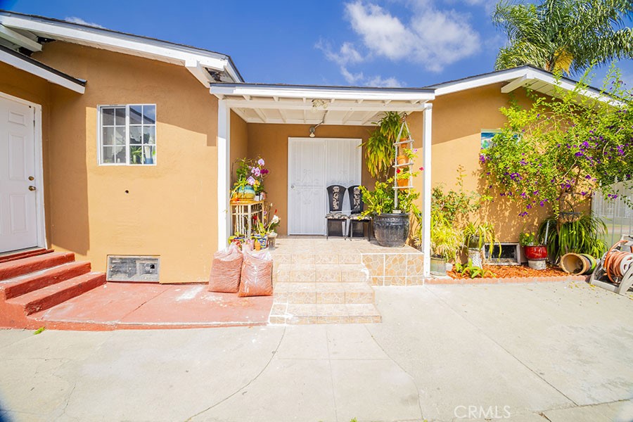 2742 Olive Street