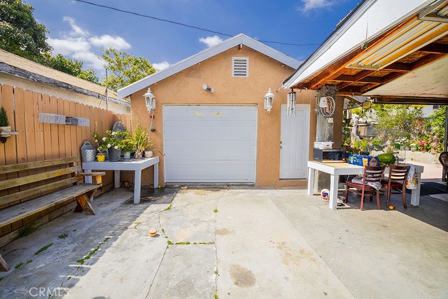 2742 Olive Street