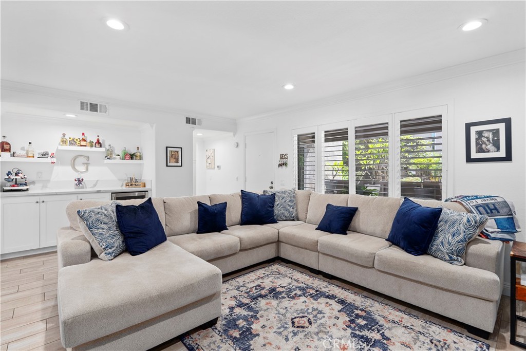 1244 Cabrillo Park Drive C