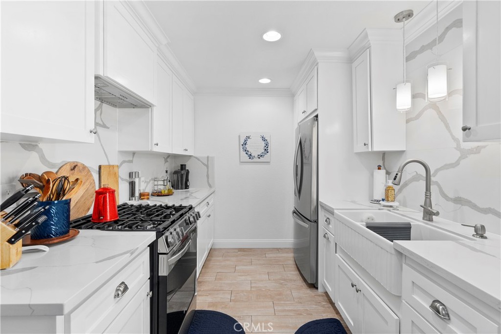 1244 Cabrillo Park Drive C