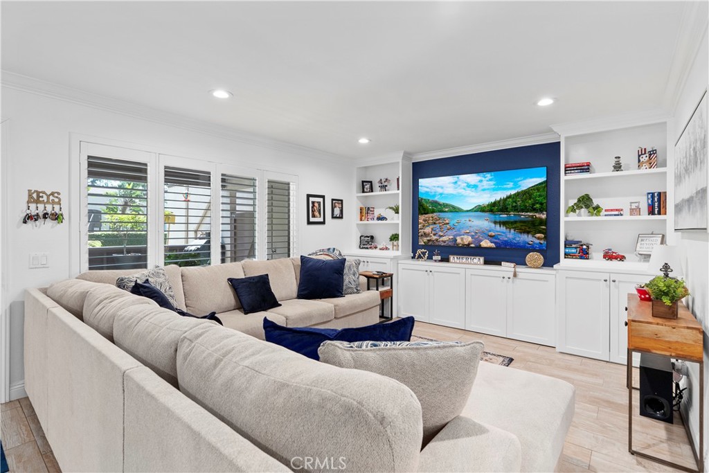 1244 Cabrillo Park Drive C