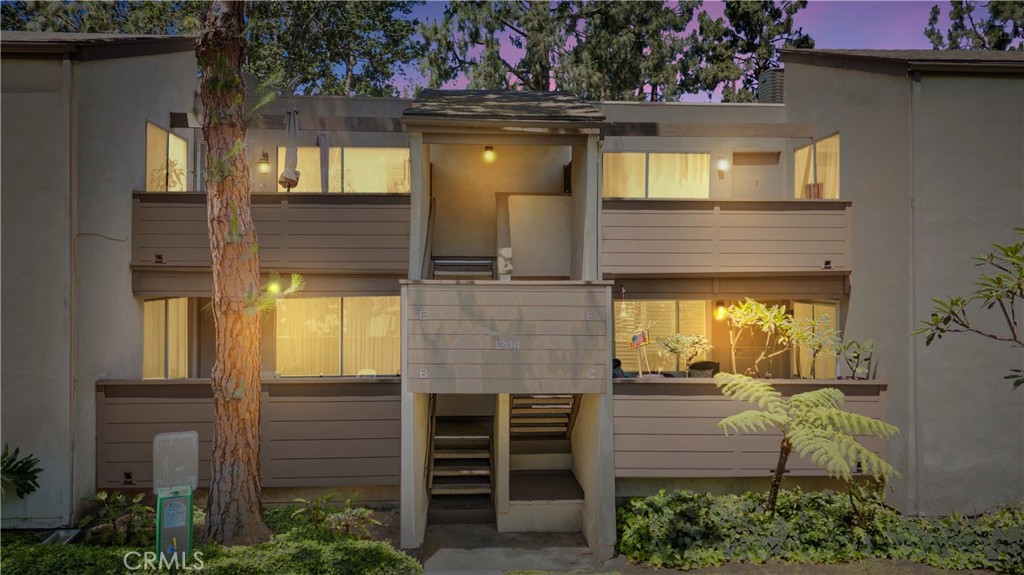 1244 Cabrillo Park Drive C