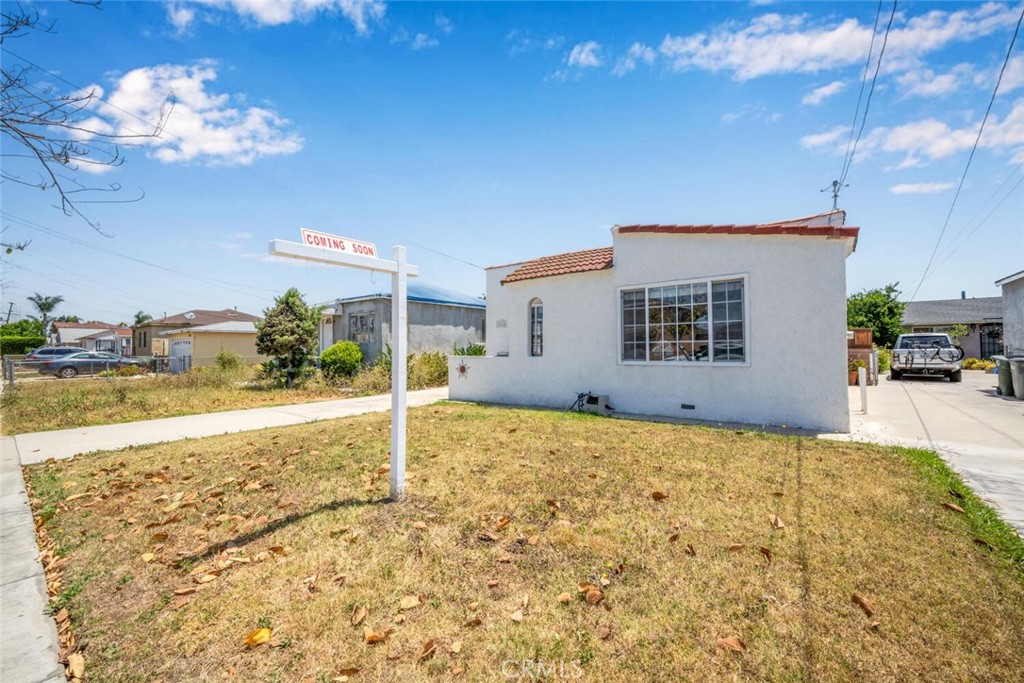 16918 S Hobart Boulevard