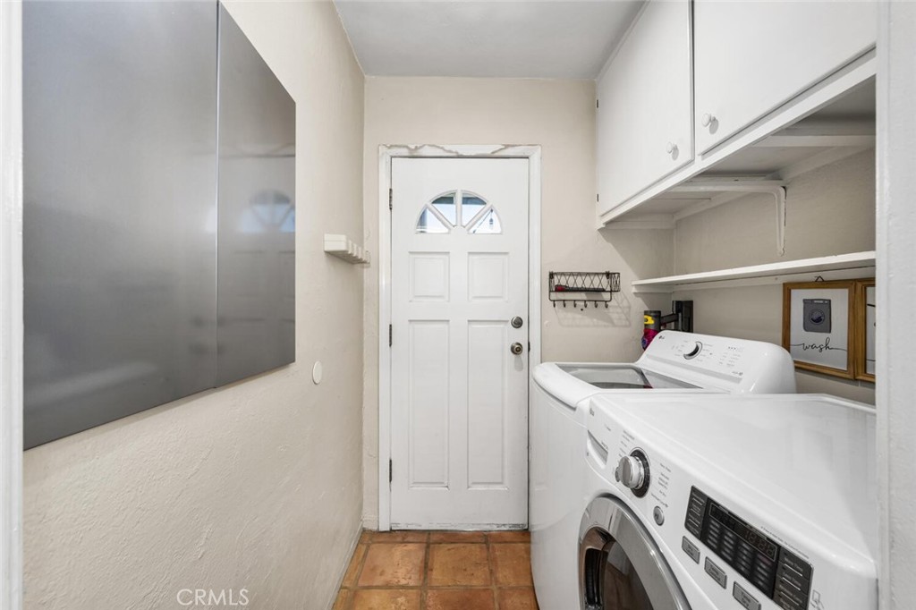 16918 S Hobart Boulevard