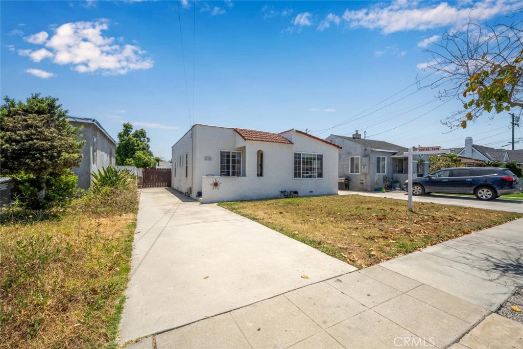 16918 S Hobart Boulevard