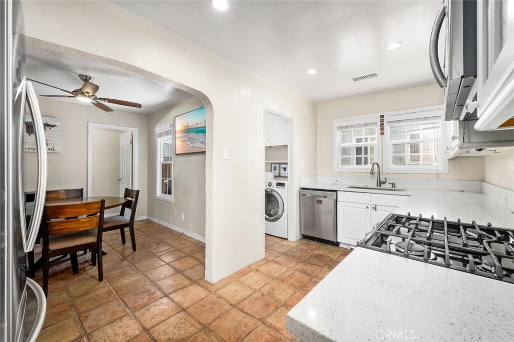 16918 S Hobart Boulevard