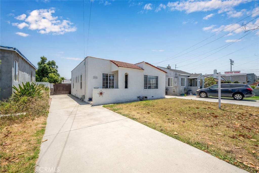 16918 S Hobart Boulevard