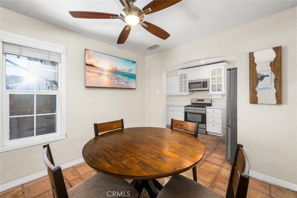 16918 S Hobart Boulevard