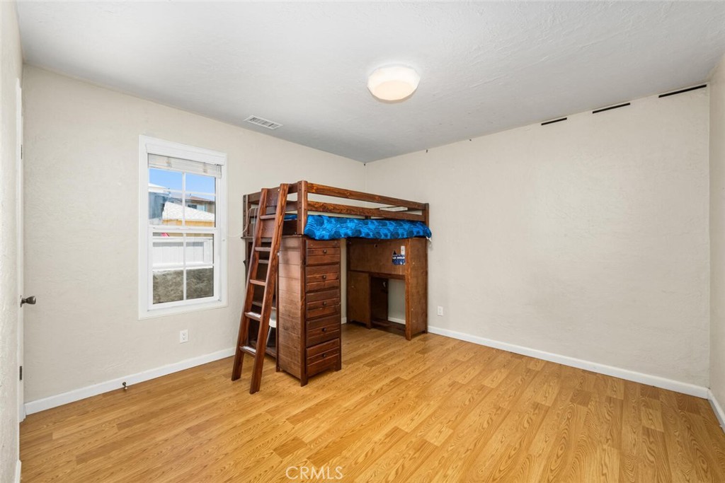 16918 S Hobart Boulevard