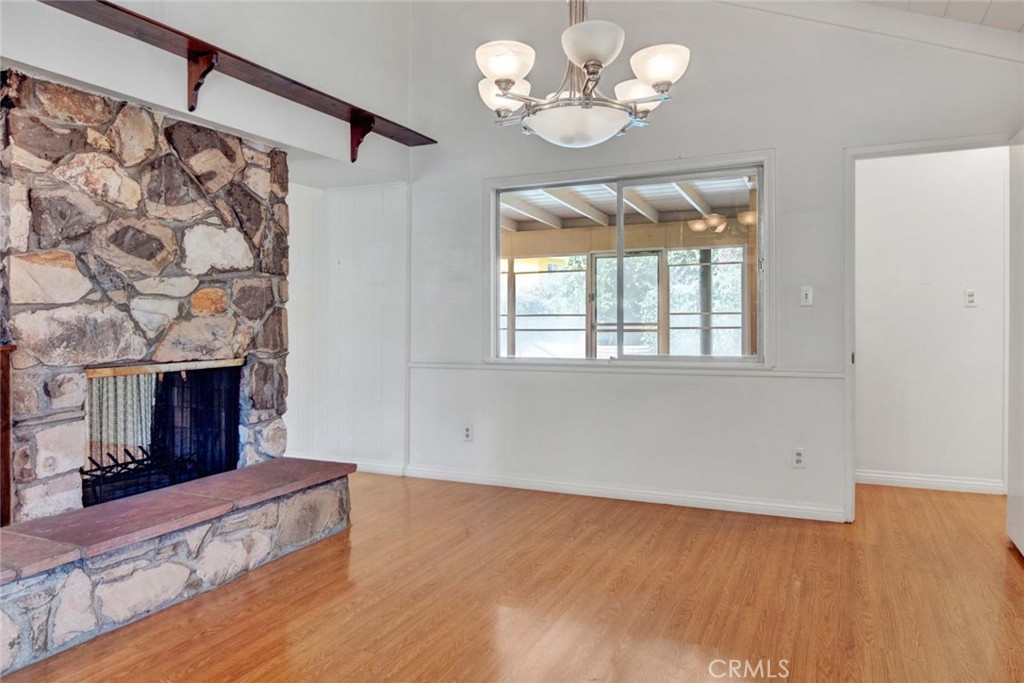 200 N Plantation Place